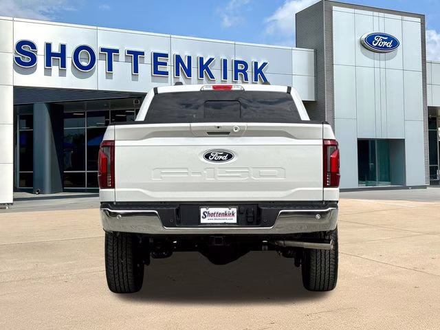 2026 White Metallic Ford F-150 Lariat 4X4 Truck