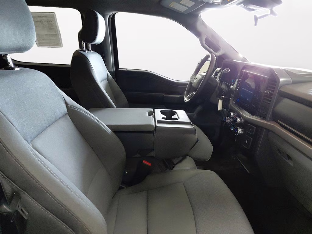 2025 Carbonized Gray Metallic Ford F-150 XLT 4X4 Truck