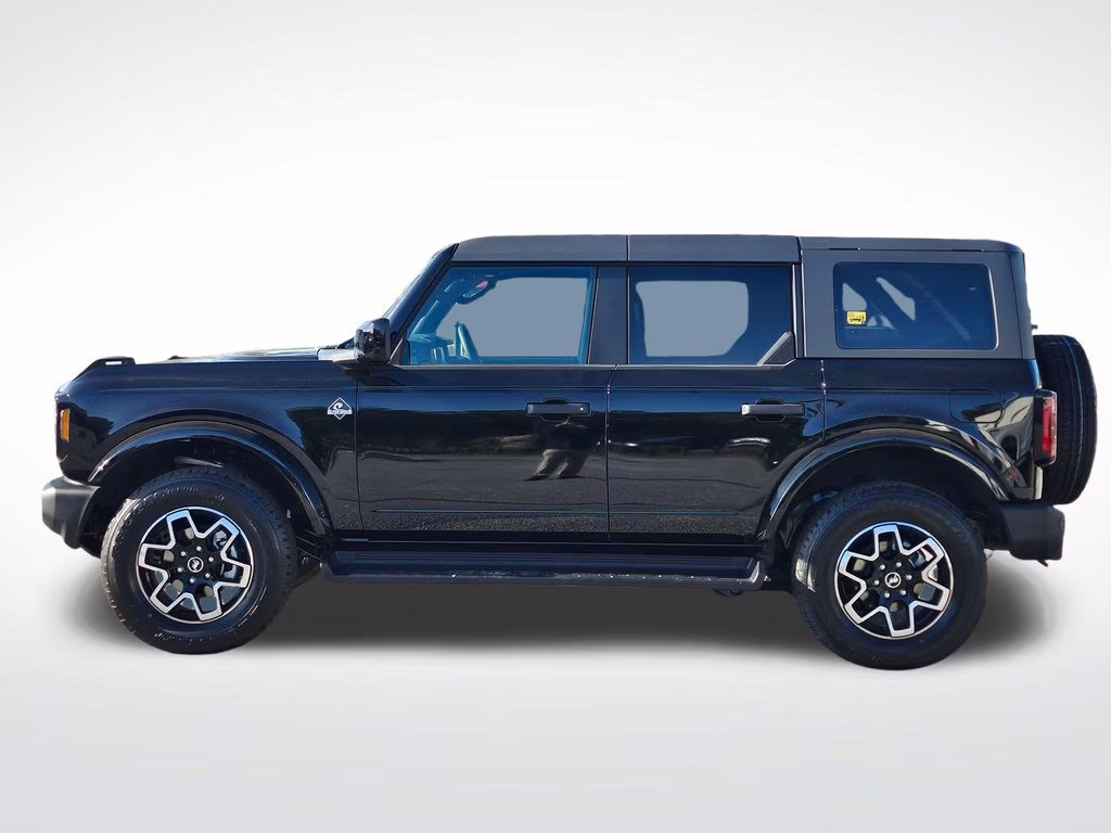 2026 Shadow Black Ford Bronco Outer Banks 4X4 SUV