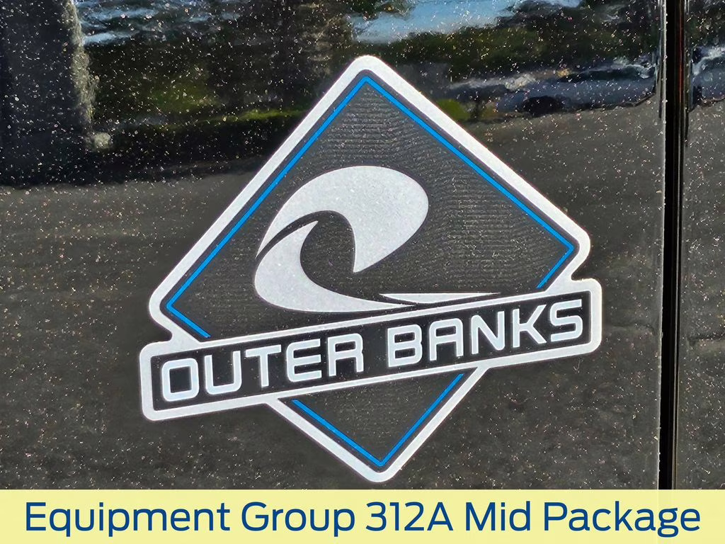 2026 Shadow Black Ford Bronco Outer Banks 4X4 SUV