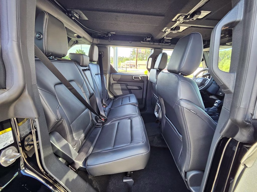 2026 Shadow Black Ford Bronco Outer Banks 4X4 SUV