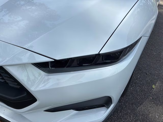 2026 Oxford White Ford Mustang EcoBoost RWD Coupe