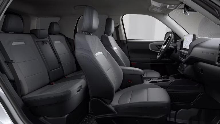 2026 Oxford White Ford Bronco Sport Badlands 4X4 SUV