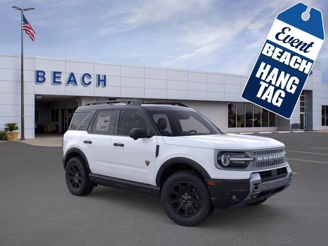 2026 Oxford White Ford Bronco Sport Badlands 4X4 SUV