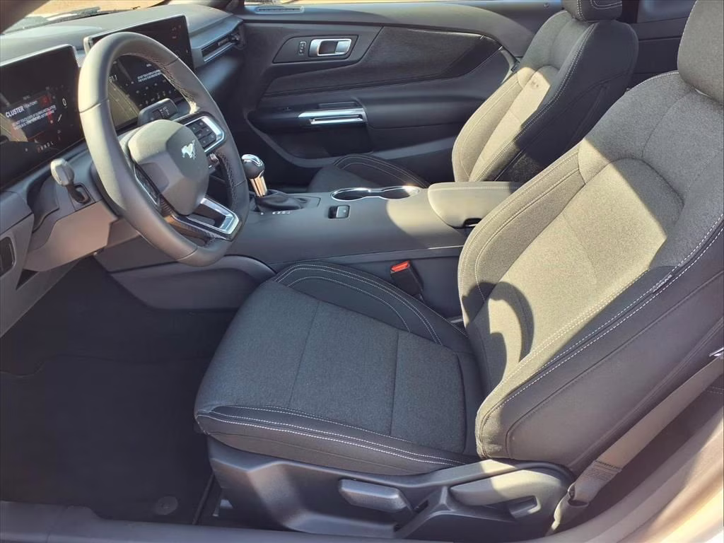 2026 Oxford White Ford Mustang EcoBoost RWD Coupe