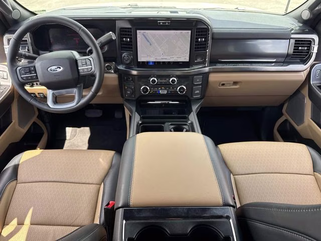 2026 White Metallic Ford Super Duty F-250 SRW Lariat 4X4 Truck