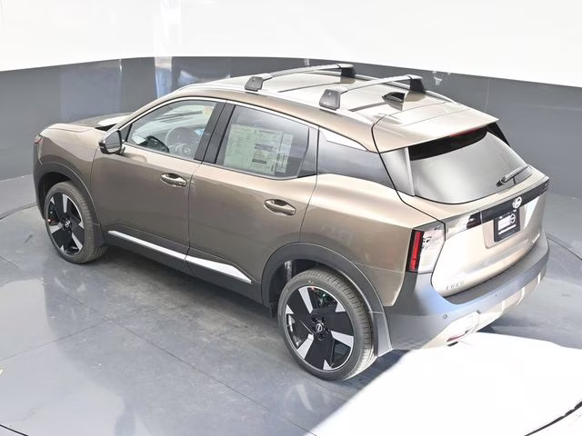 2026 Canyon Bronze Metallic Nissan Kicks SR AWD SUV