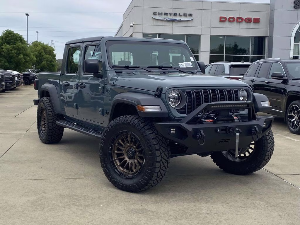 2026 Anvil Clearcoat Jeep Gladiator Sport 4X4 Truck