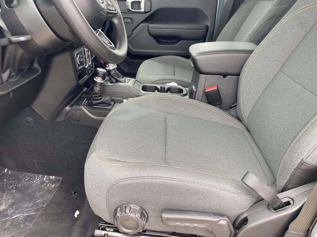 2026 Anvil Clearcoat Jeep Gladiator Sport 4X4 Truck