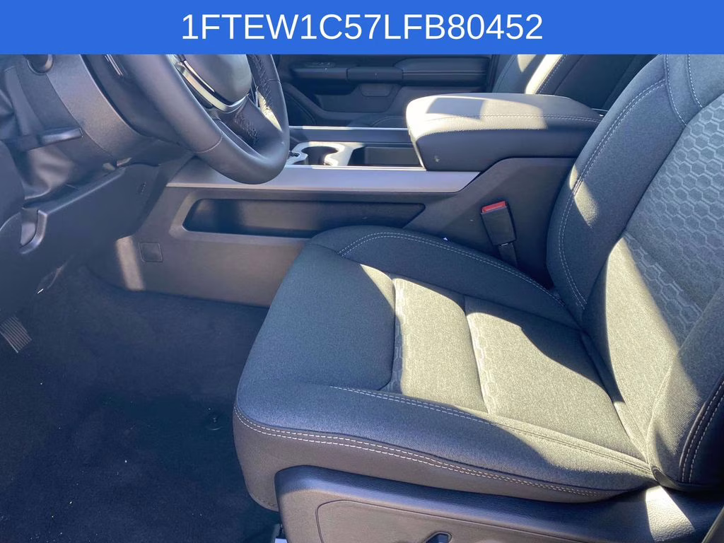 2026 Granite Crystal Metallic Clearcoat Ram 1500 Big Horn/Lone Star 4X4 Truck