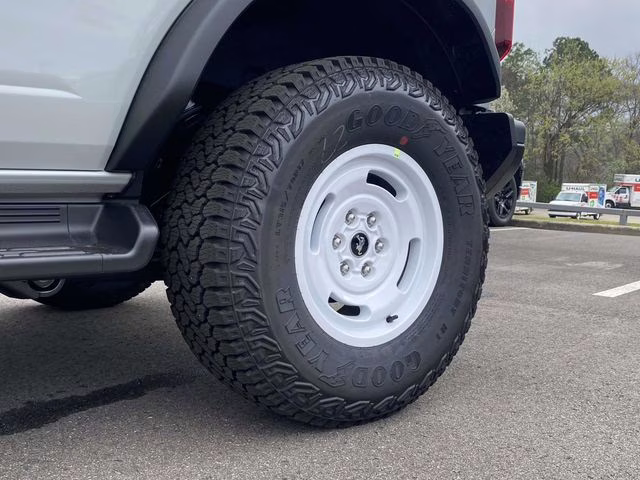 2026 Avalanche Ford Bronco Heritage Edition 4X4 SUV