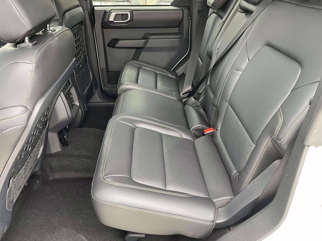 2026 Avalanche Ford Bronco Badlands 4X4 SUV