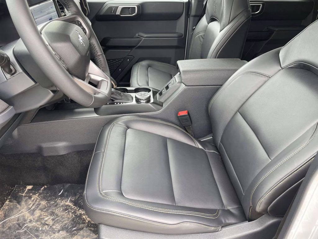 2026 Avalanche Ford Bronco Badlands 4X4 SUV