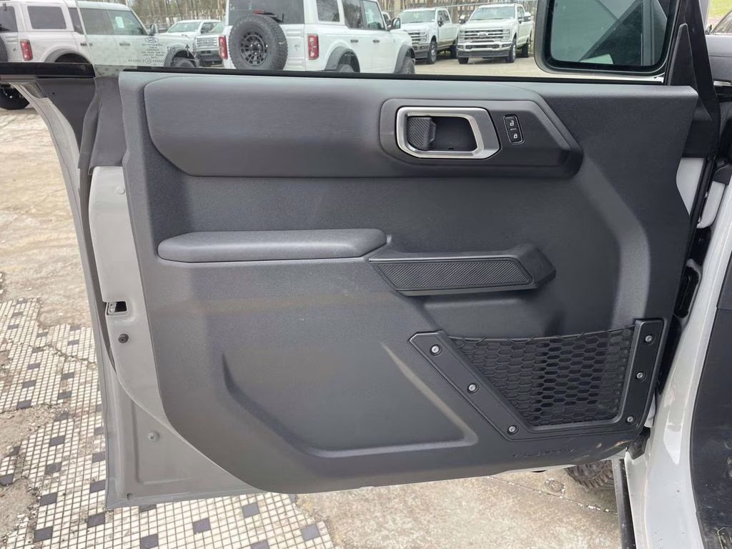 2026 Avalanche Ford Bronco Badlands 4X4 SUV