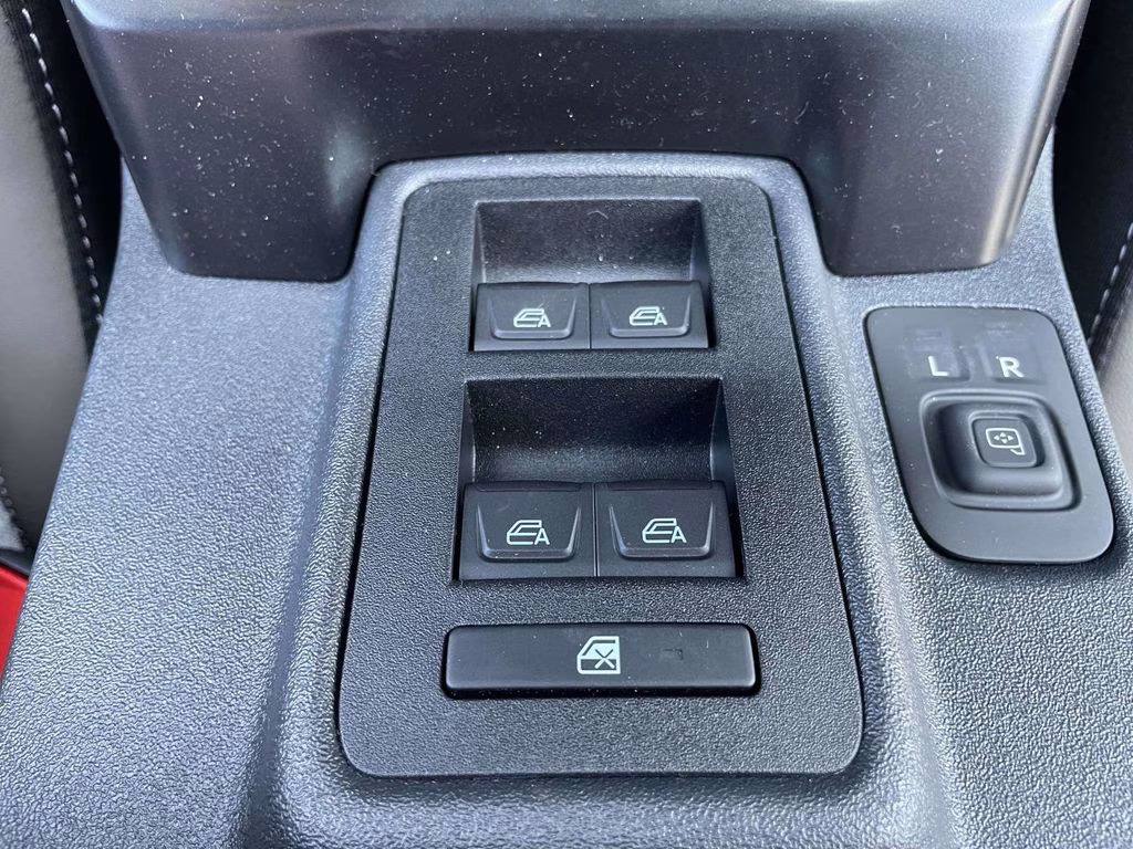 2026 Shadow Black Ford Bronco Outer Banks 4X4 SUV