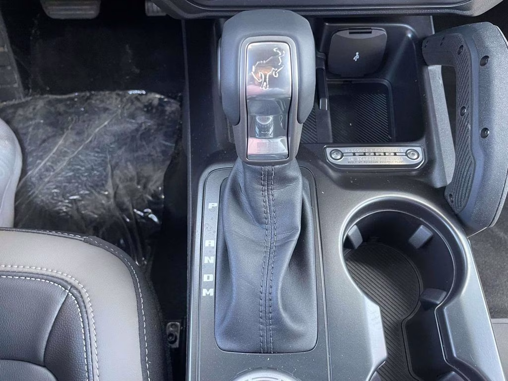 2026 Shadow Black Ford Bronco Outer Banks 4X4 SUV