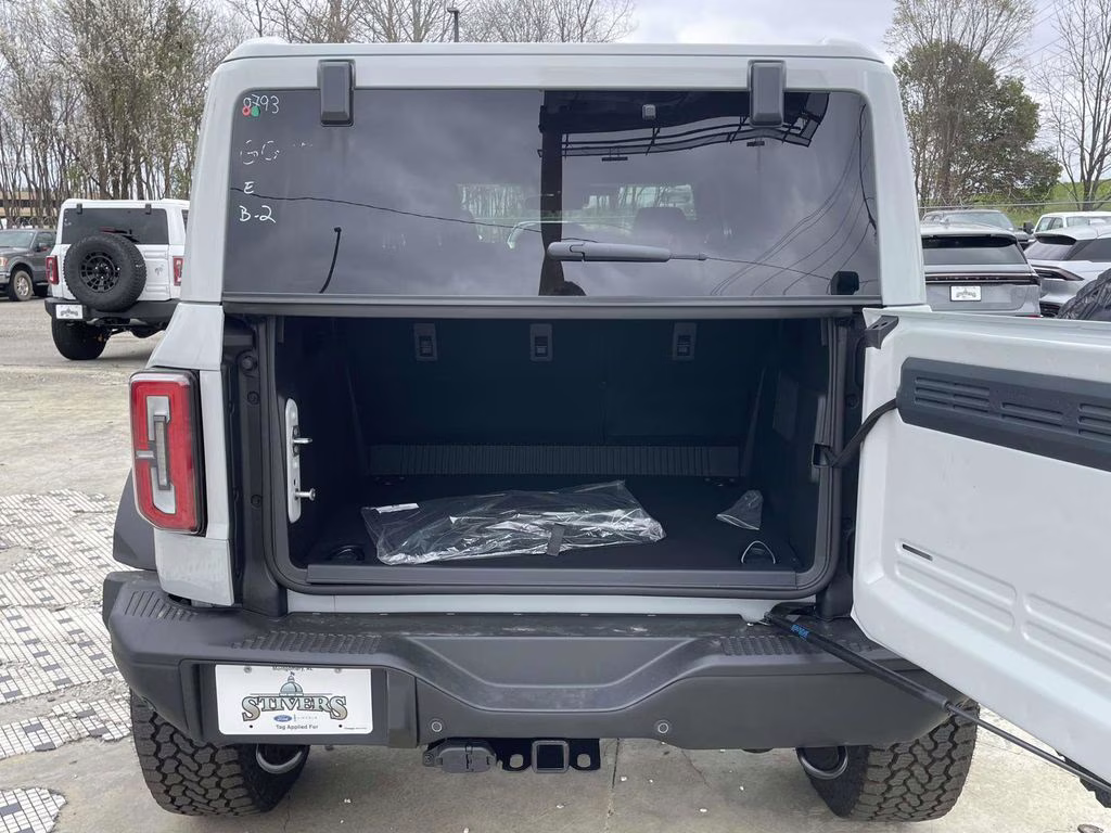 2026 Avalanche Ford Bronco Badlands 4X4 SUV