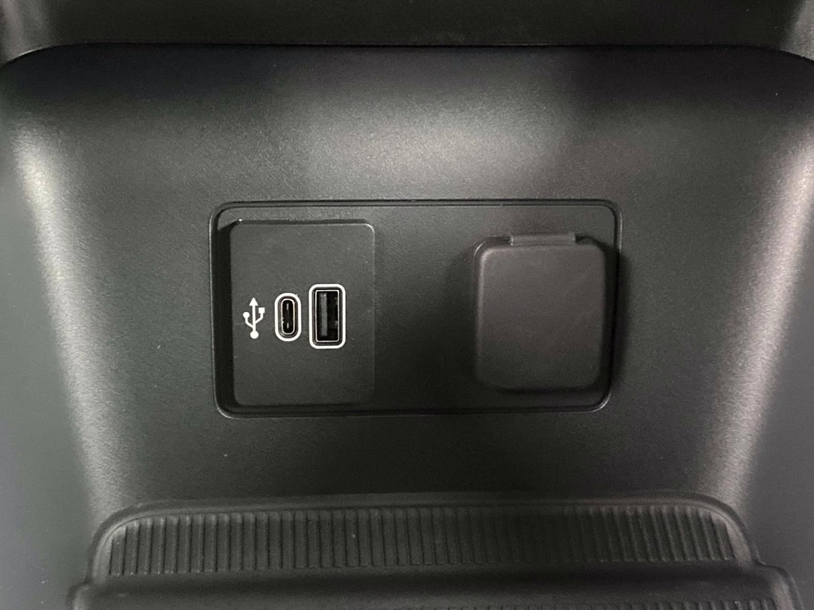 2026 Vapor Blue Ford Explorer Active 4X4 SUV