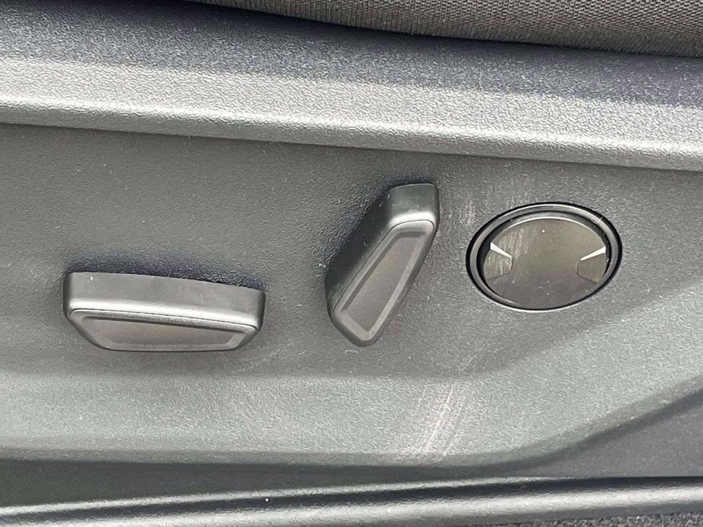 2026 Oxford White Ford F-150 XLT 4X4 Truck