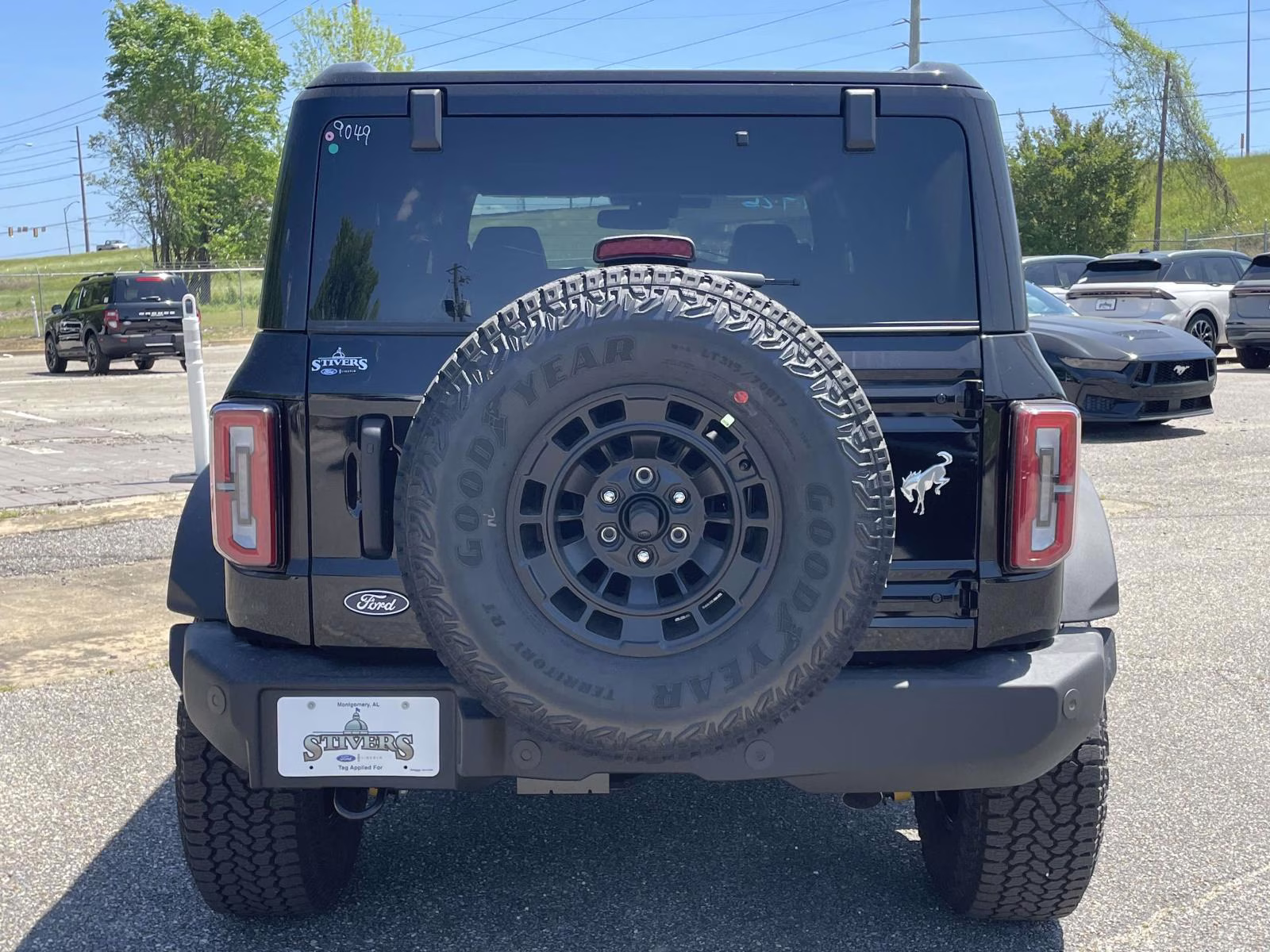 2026 Shadow Black Ford Bronco Outer Banks 4X4 SUV
