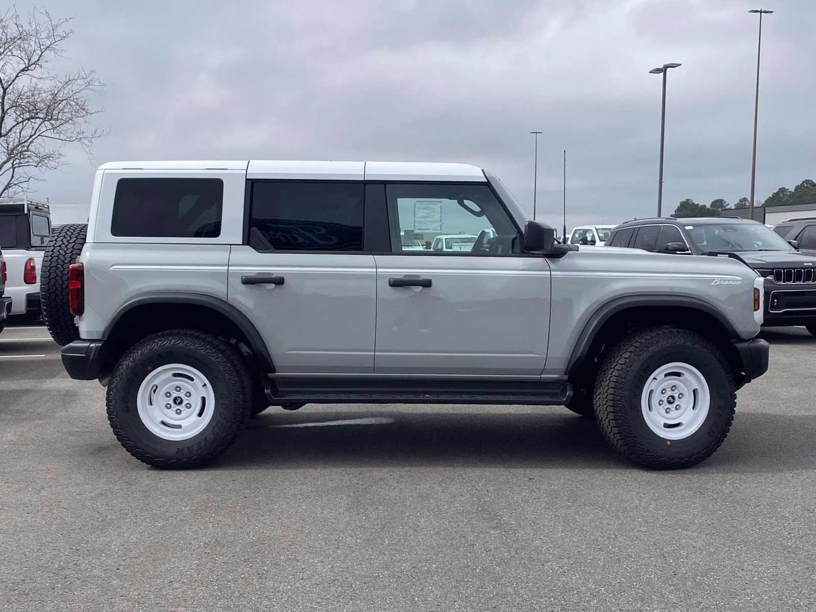 2026 Avalanche Ford Bronco Heritage Edition 4X4 SUV