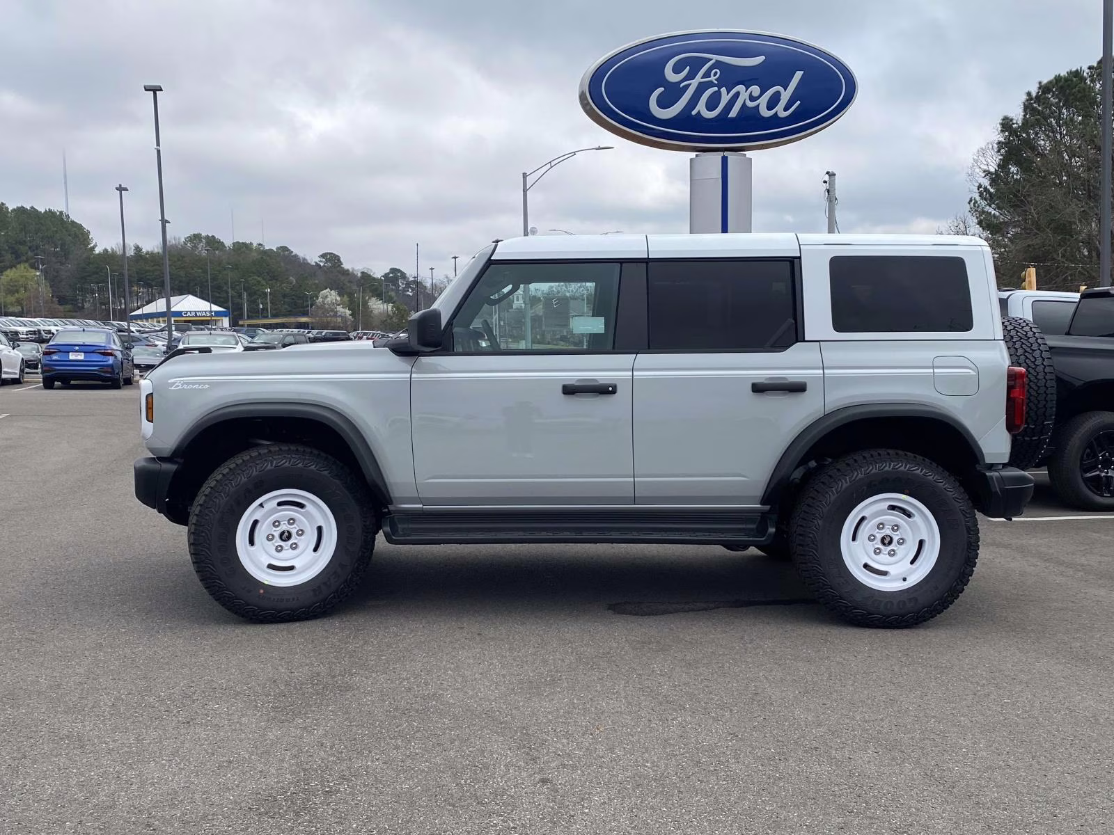 2026 Avalanche Ford Bronco Heritage Edition 4X4 SUV