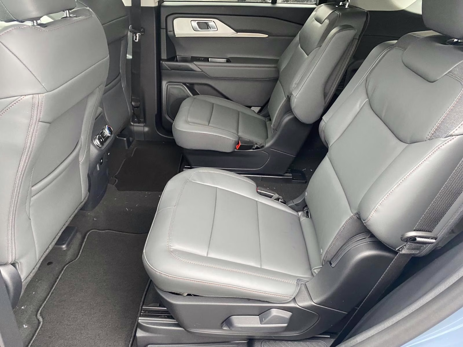 2026 Vapor Blue Ford Explorer Active 4X4 SUV