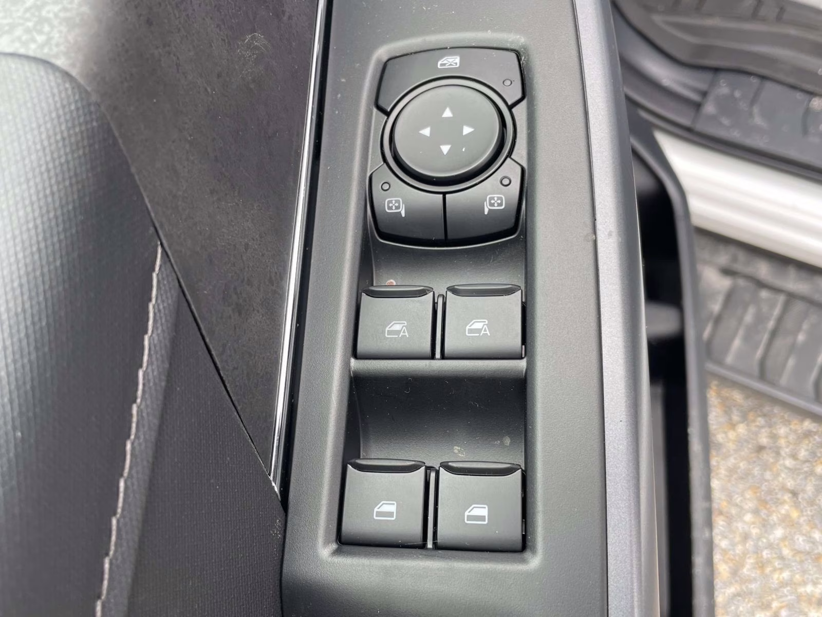 2026 Oxford White Ford F-150 XLT 4X4 Truck