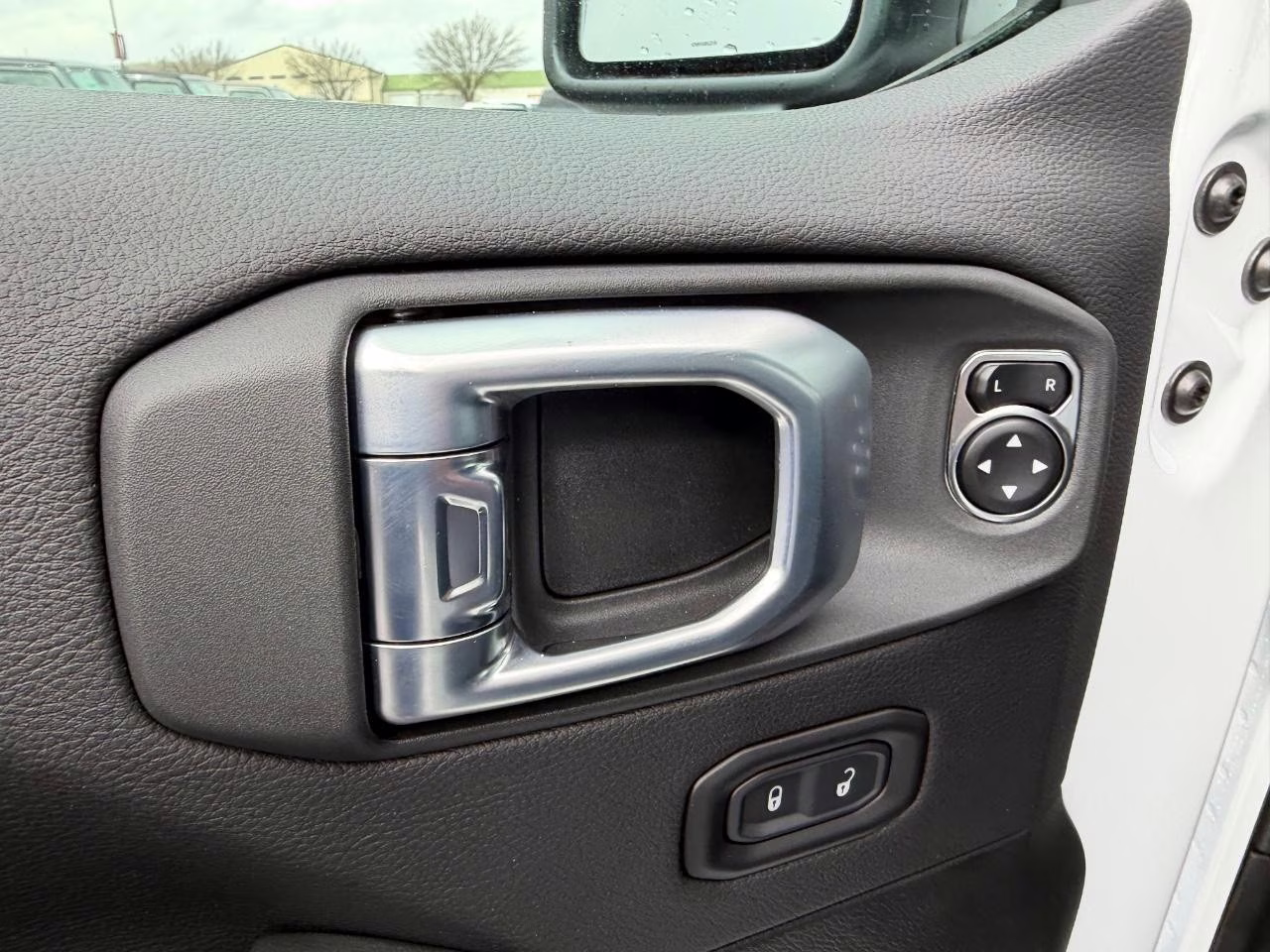 2026 Bright White Clearcoat Jeep Wrangler Sahara 4X4 SUV