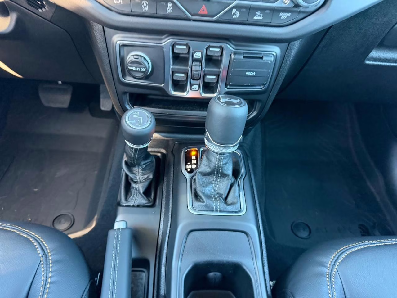 2026 Hydro Blue Pearlcoat Jeep Wrangler Sahara 4X4 SUV