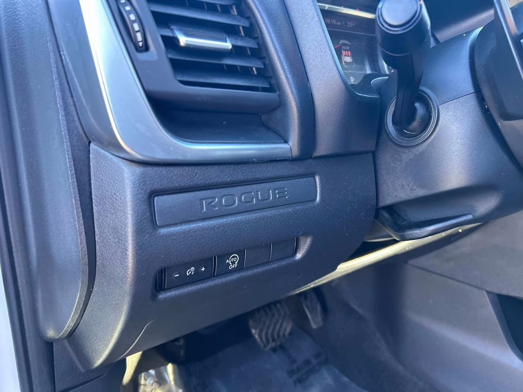 2023 Glacier White Nissan Rogue S AWD SUV