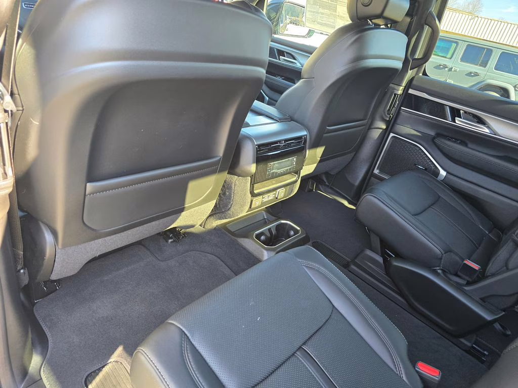 2026 High Gloss Black Jeep Grand Wagoneer Base 4X4 SUV