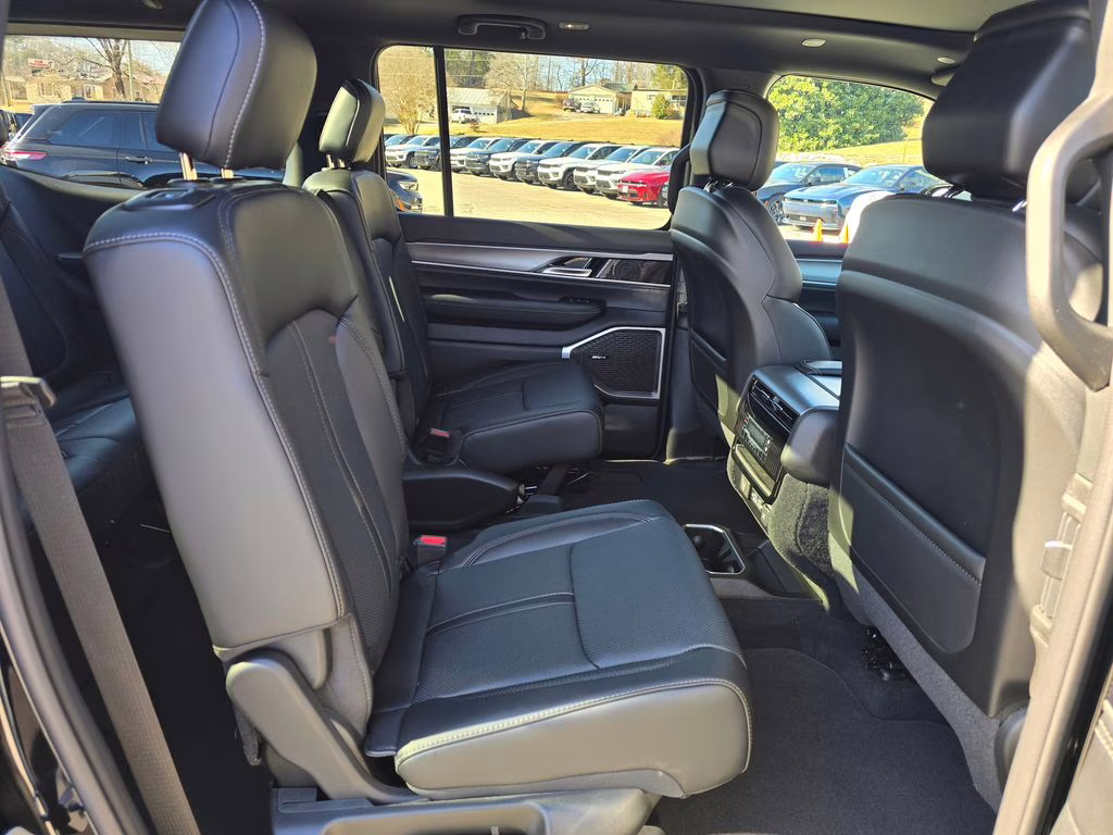 2026 High Gloss Black Jeep Grand Wagoneer Base 4X4 SUV