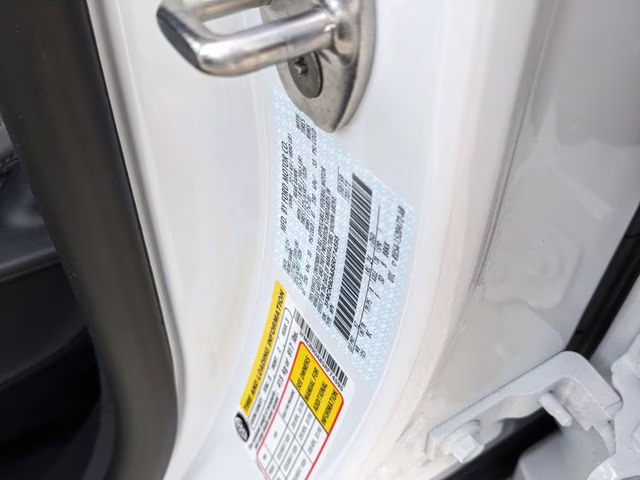 2025 Oxford White Ford Bronco Sport Badlands 4X4 SUV