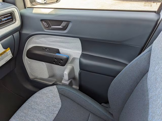 2026 Oxford White Ford Maverick XLT FWD Truck