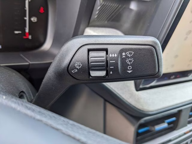 2026 Oxford White Ford Maverick XLT FWD Truck