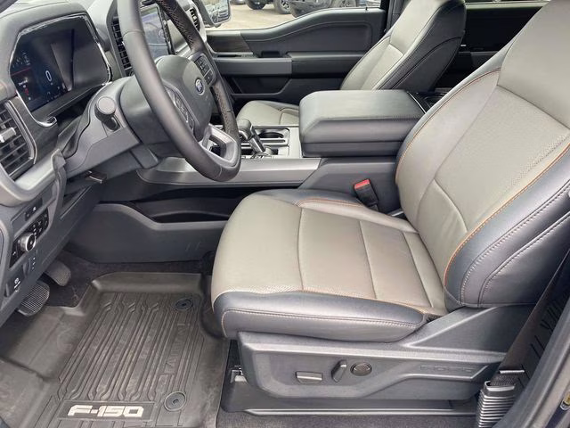 2025 Blue Metallic Ford F-150 Lariat 4X4 Truck