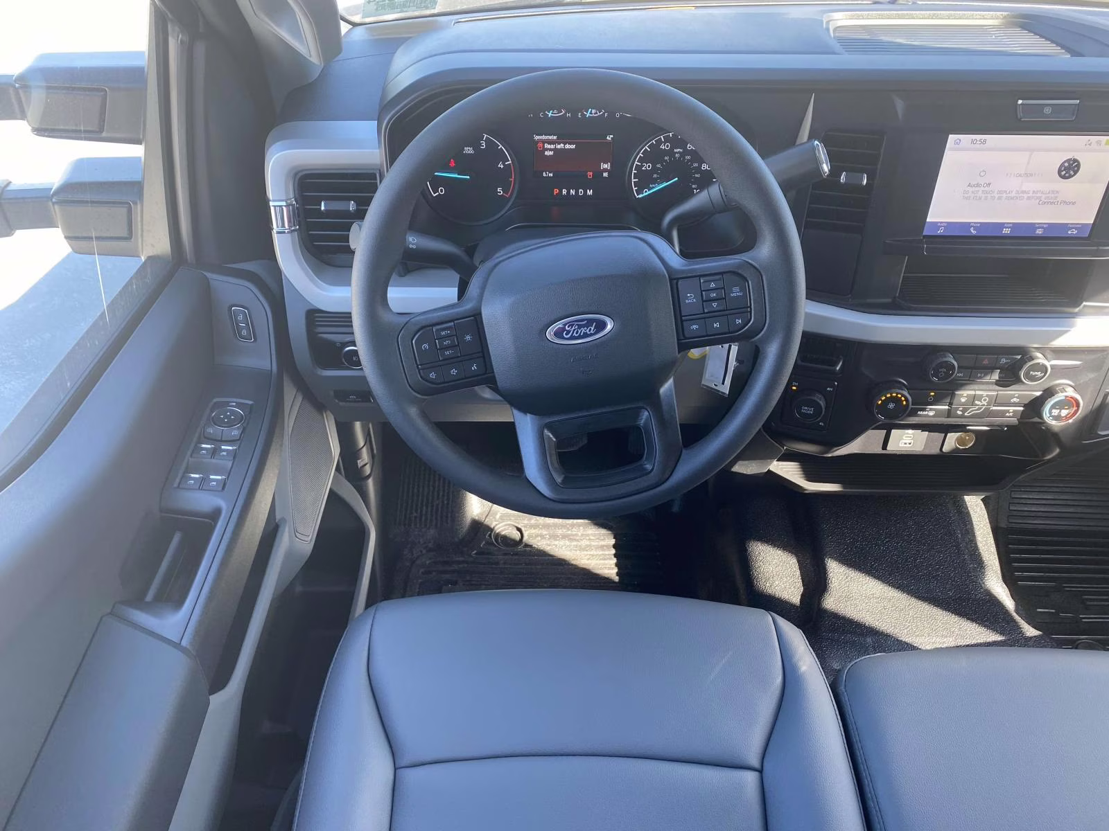 2026 Oxford White Ford Super Duty F-450 DRW XL 4X4 Chassis