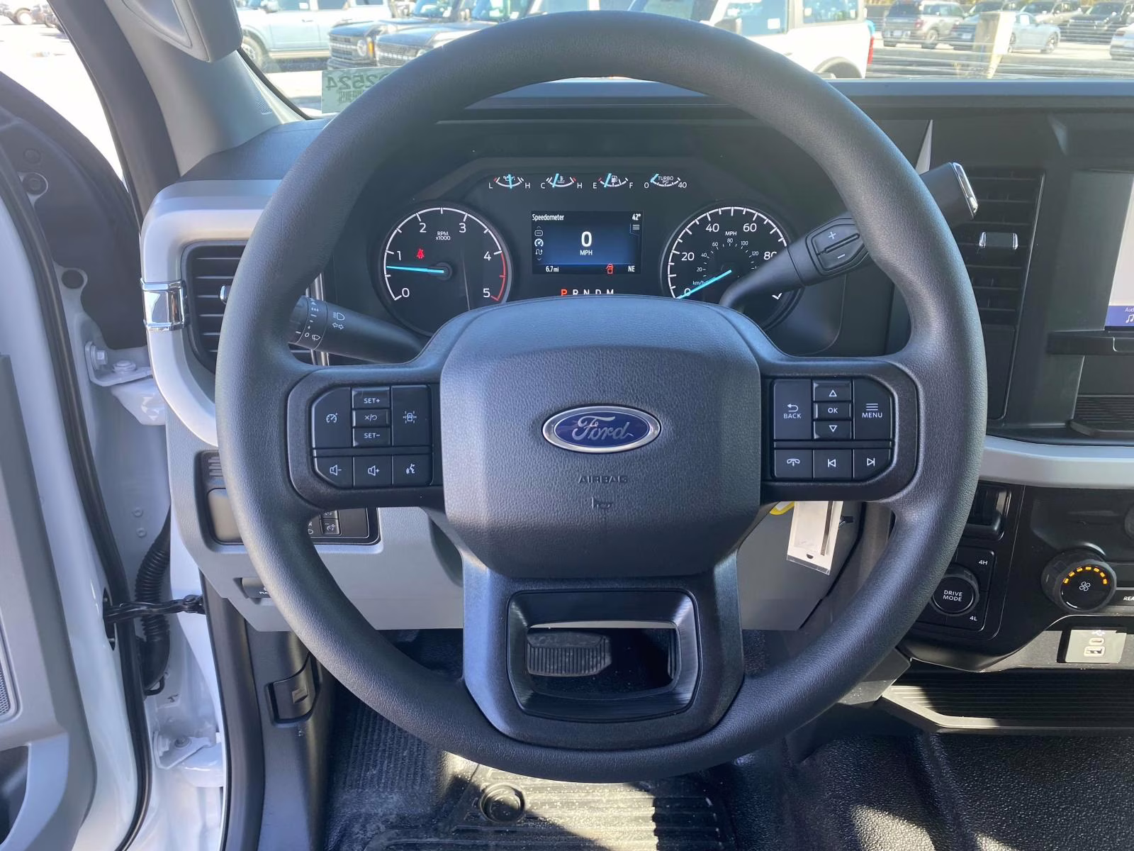 2026 Oxford White Ford Super Duty F-450 DRW XL 4X4 Chassis