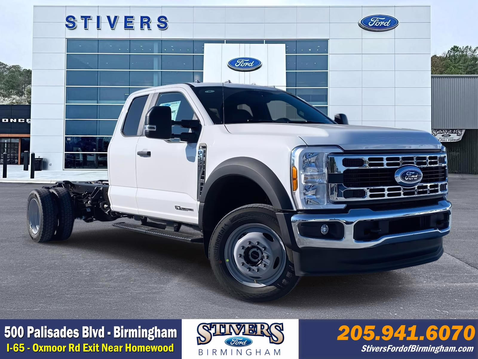 2026 Oxford White Ford Super Duty F-550 DRW XL 4X4 Chassis