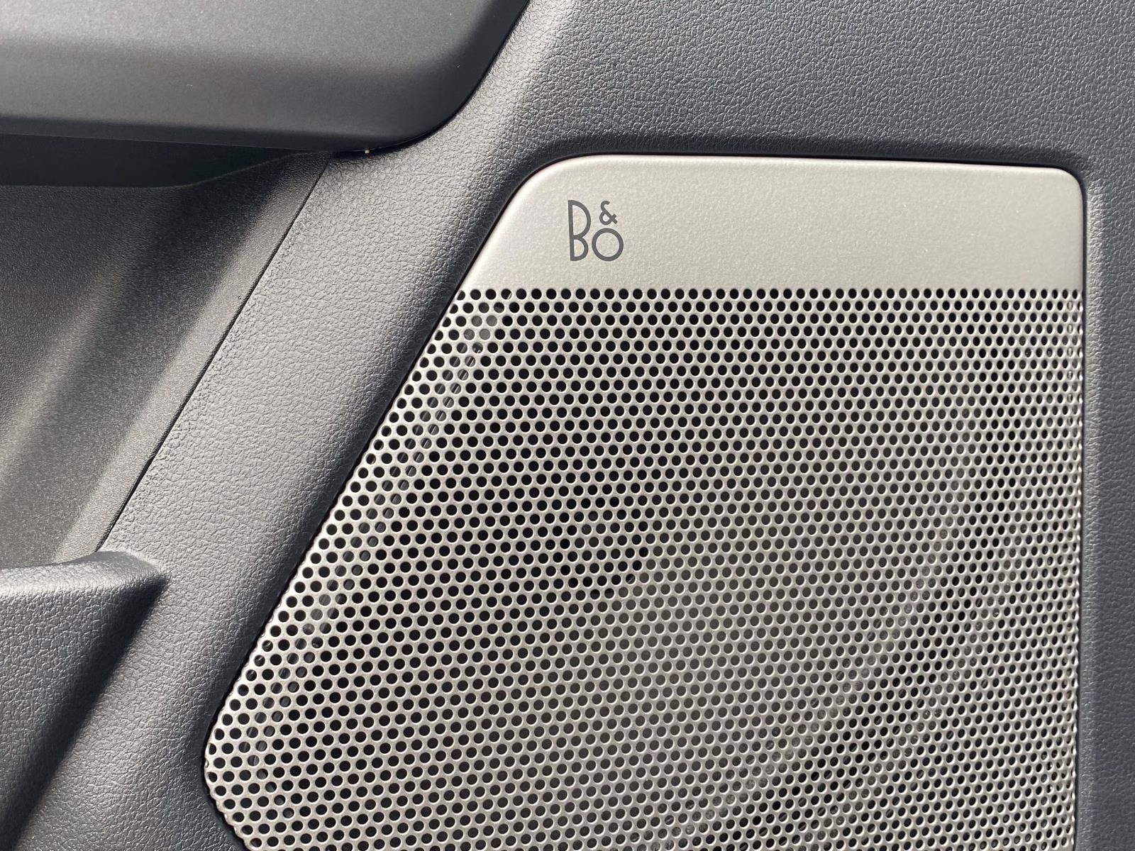 2025 Blue Metallic Ford F-150 Lariat 4X4 Truck