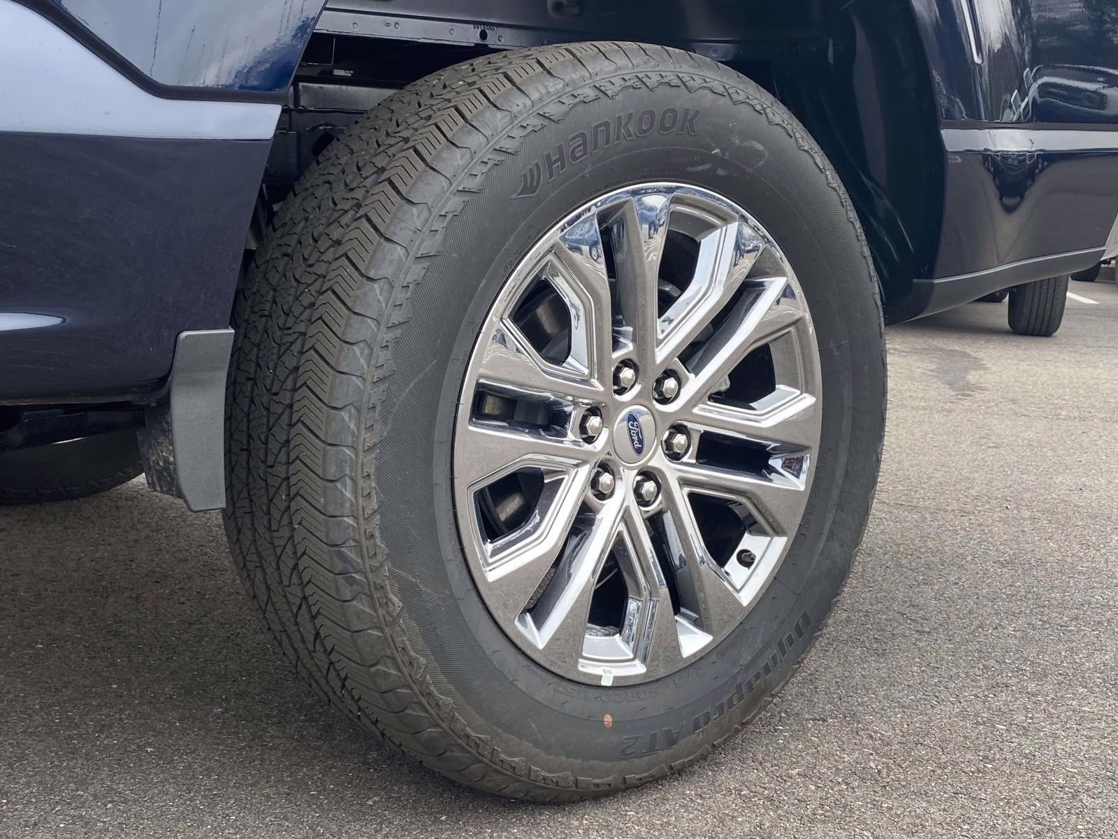 2025 Blue Metallic Ford F-150 Lariat 4X4 Truck