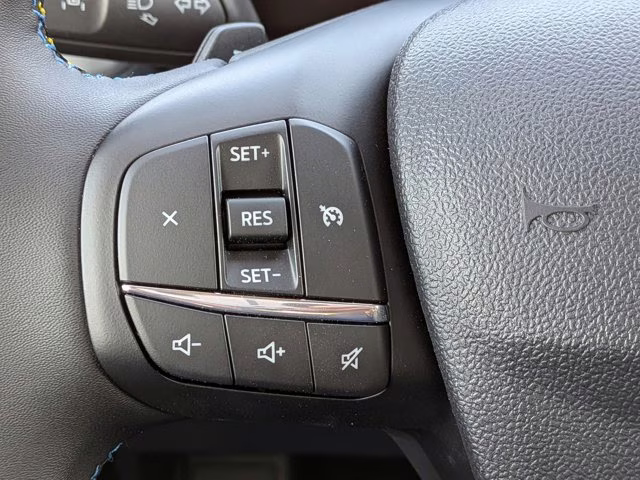 2026 Shadow Black Ford Maverick Lobo Standard AWD Truck