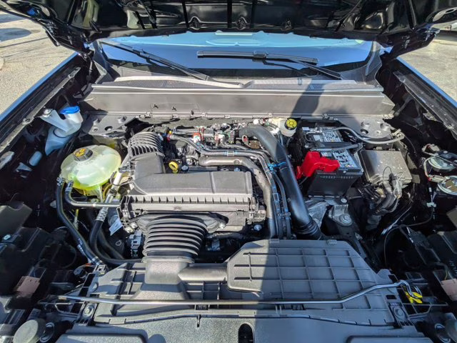 2026 Shadow Black Ford Maverick LARIAT AWD Truck