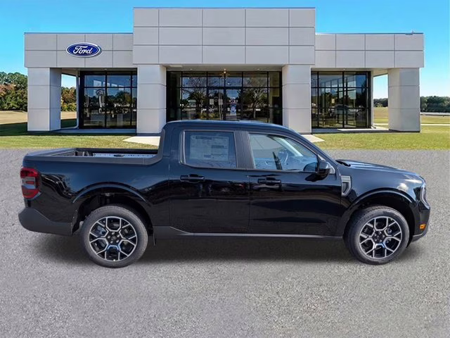 2026 Shadow Black Ford Maverick LARIAT AWD Truck