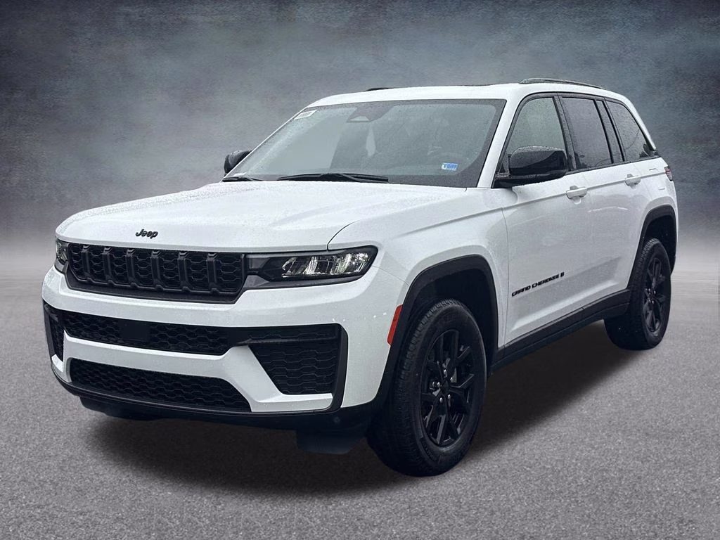2026 Bright White Clearcoat Jeep Grand Cherokee Altitude 4X4 SUV
