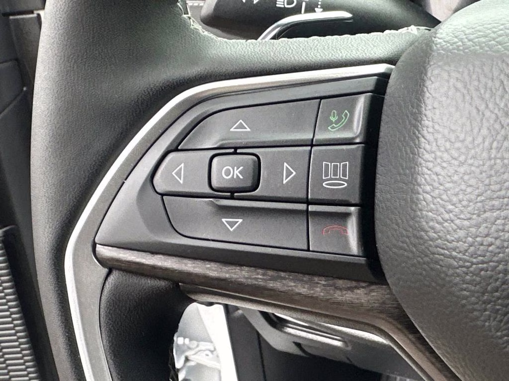 2026 Bright White Clearcoat Jeep Grand Cherokee Altitude 4X4 SUV