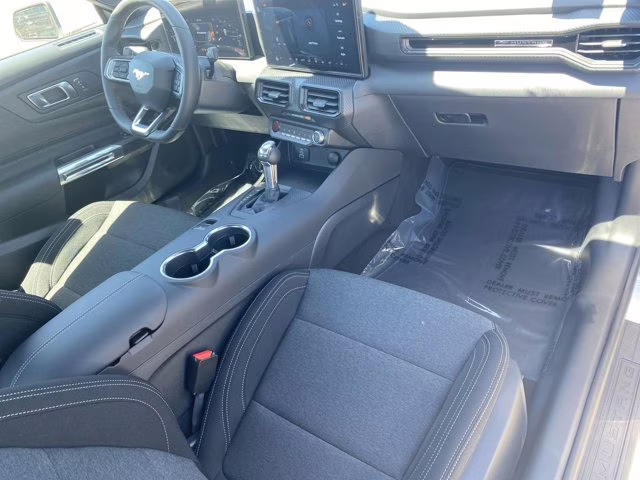 2026 Oxford White Ford Mustang EcoBoost RWD Coupe