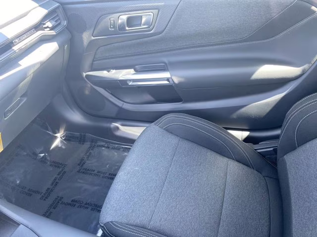 2026 Oxford White Ford Mustang EcoBoost RWD Coupe