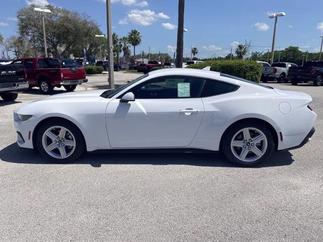2026 Oxford White Ford Mustang EcoBoost RWD Coupe